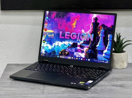 Lenovo Legion 5 15IRX10 3